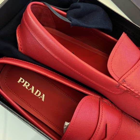 Literally worn one time… MENS PRADA SAFFIANO RED LEATHER SHOES! SIZE 12 - Picture 5 of 16